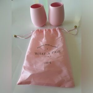 ODEME WHAT A PAIR PINK SILICONE STEMLESS WINE GLASSES NEW IN BAG